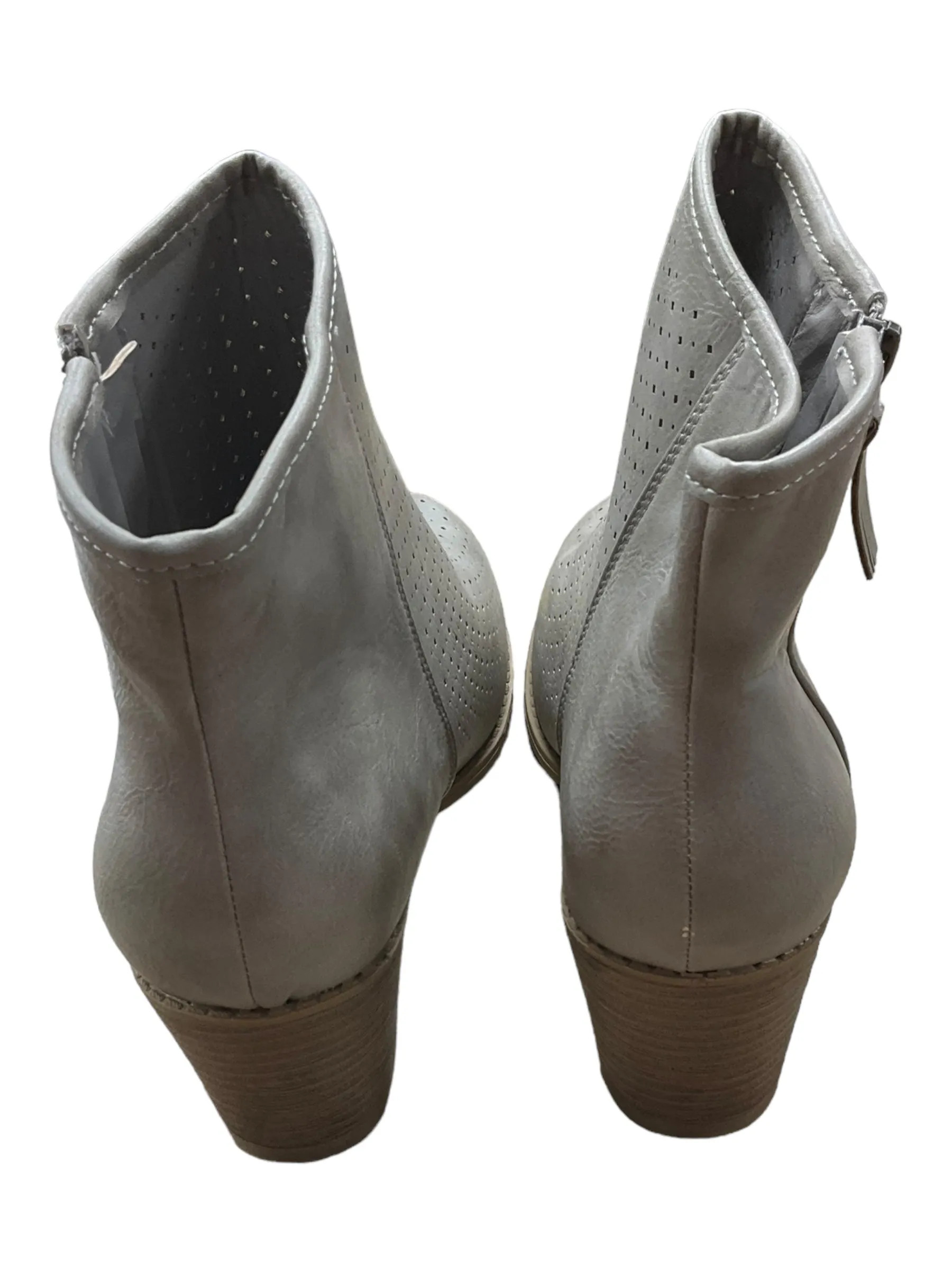 Boots Ankle Heels By Jg Collections  Size: 8.5