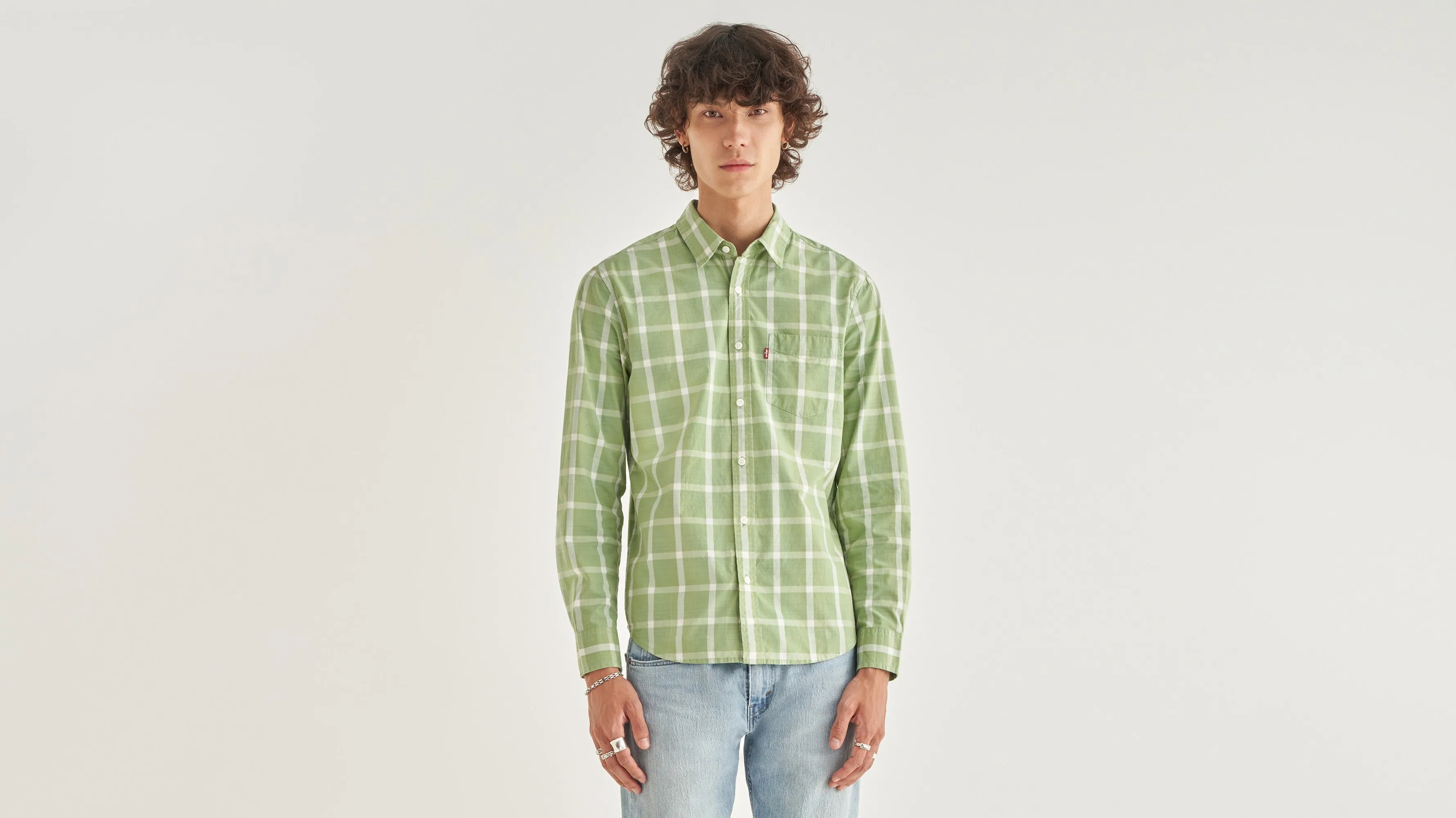 Levi's® Men's Classic Pocket Standard Fit Shirt