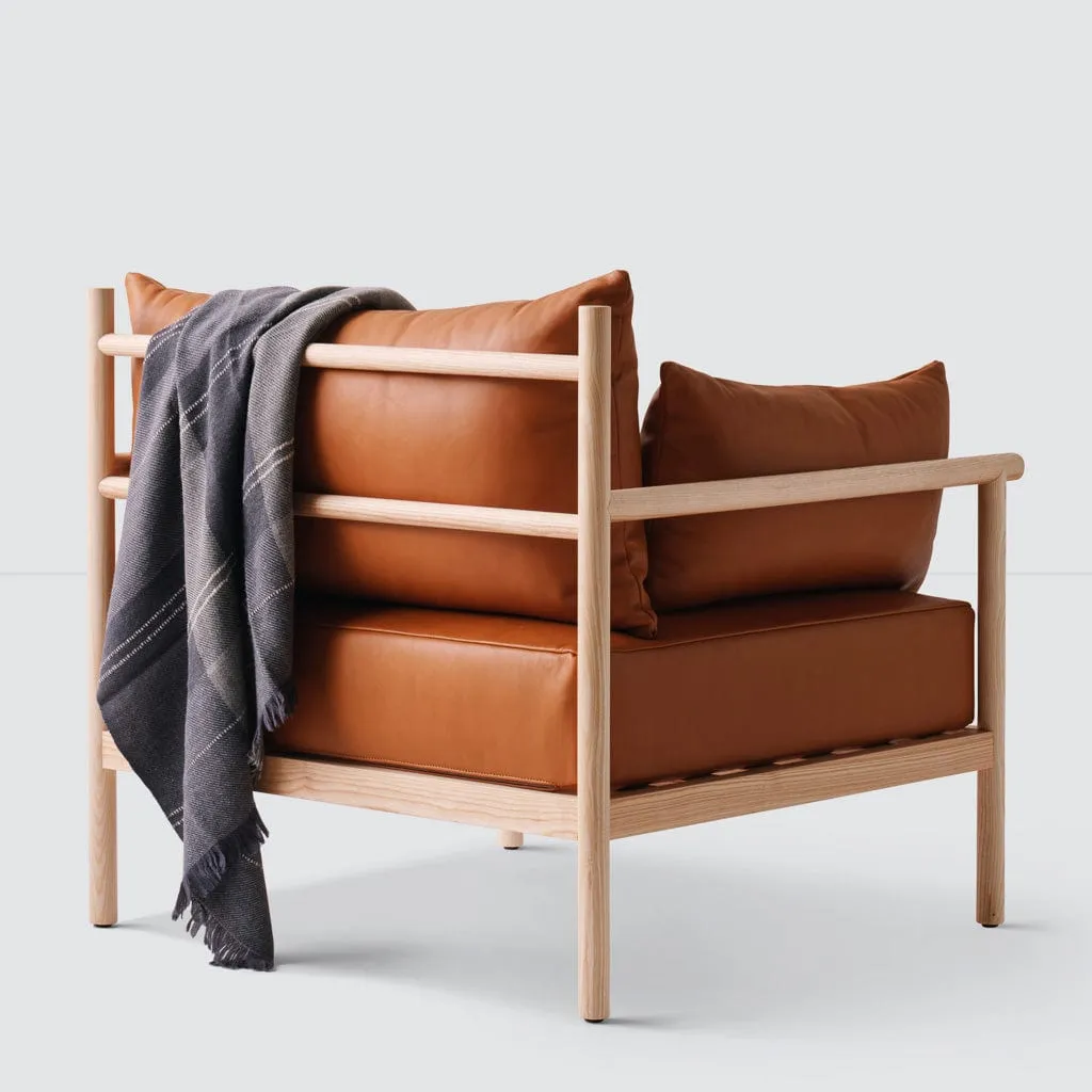 Santo Armchair